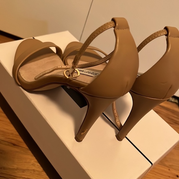 Steve Madden heels - Picture 2 of 2
